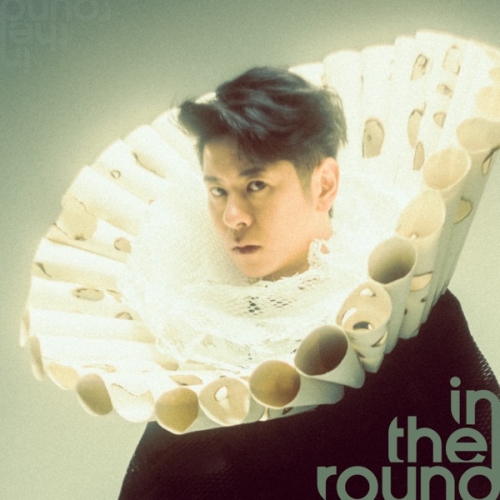 【in the round】.jpg